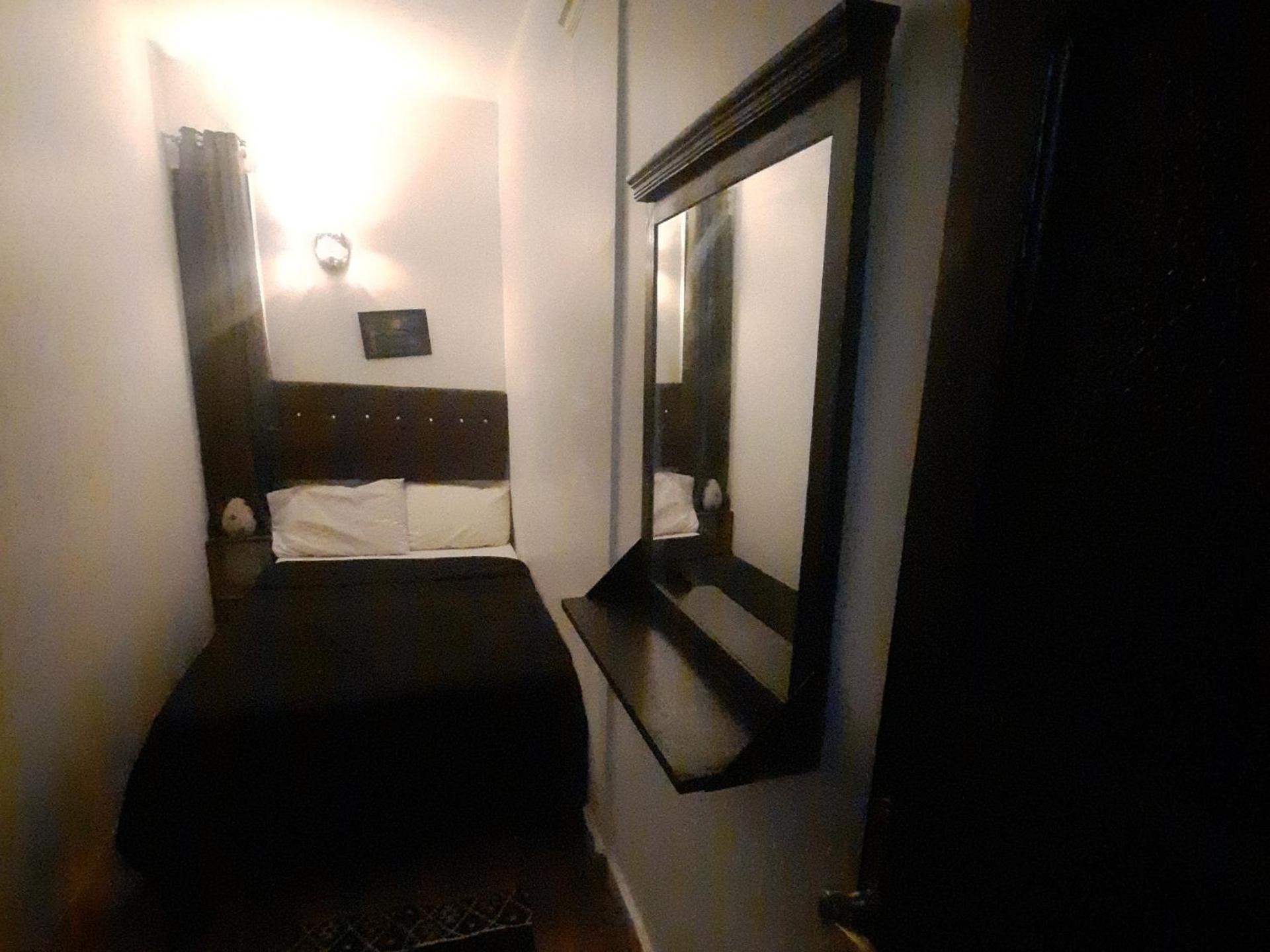 Happy Life Hostel Cairo Room photo